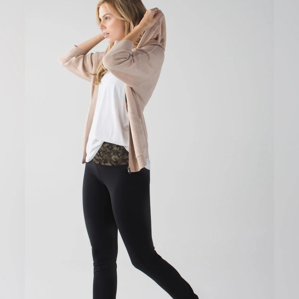 Lululemon Skinny Groove Pant II
*Full-On Luon (Roll Down) - Picture 4 of 11